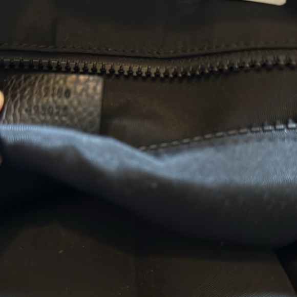 Gucci Men's Black Designer Duffle Bag 22.5x15x10 - Picture 12 of 15